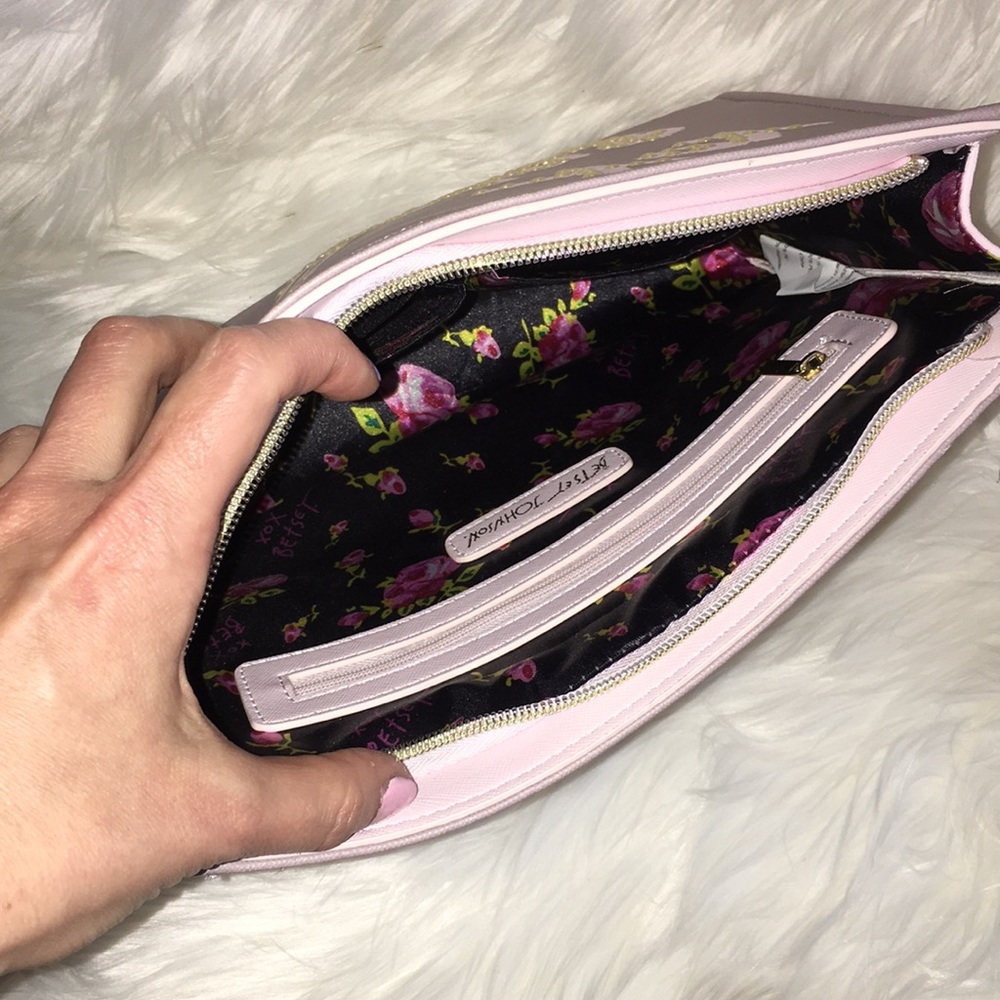 Betsey bag XOX large wristlet clutch cosmetic gray - Picture 8 of 8